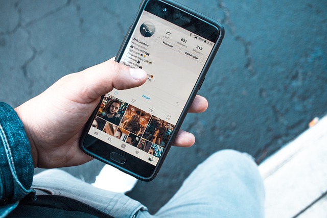 INSTAGRAM BOT